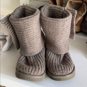 Grey knit uggs